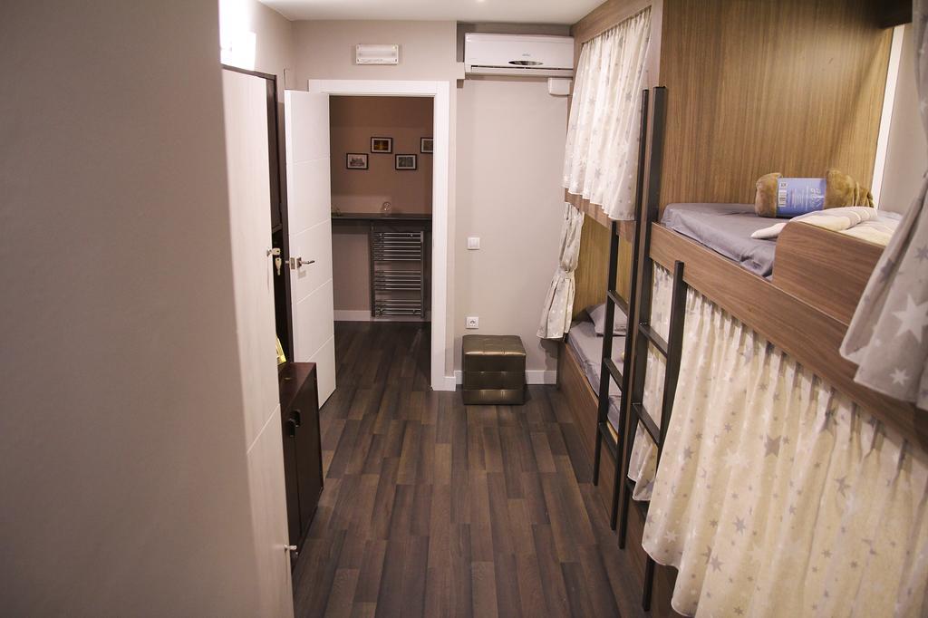 Barcelona & You Hostel Sagrada Familia 外观 照片